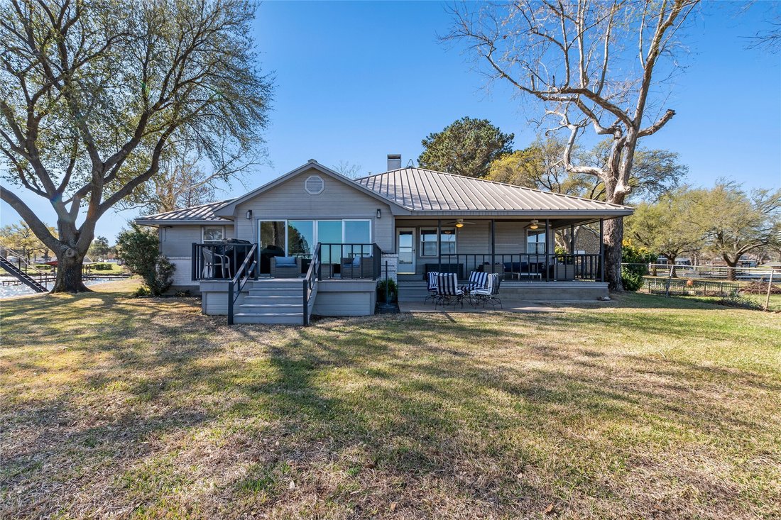 House in Trinidad, Texas, United States 1 - 18092339