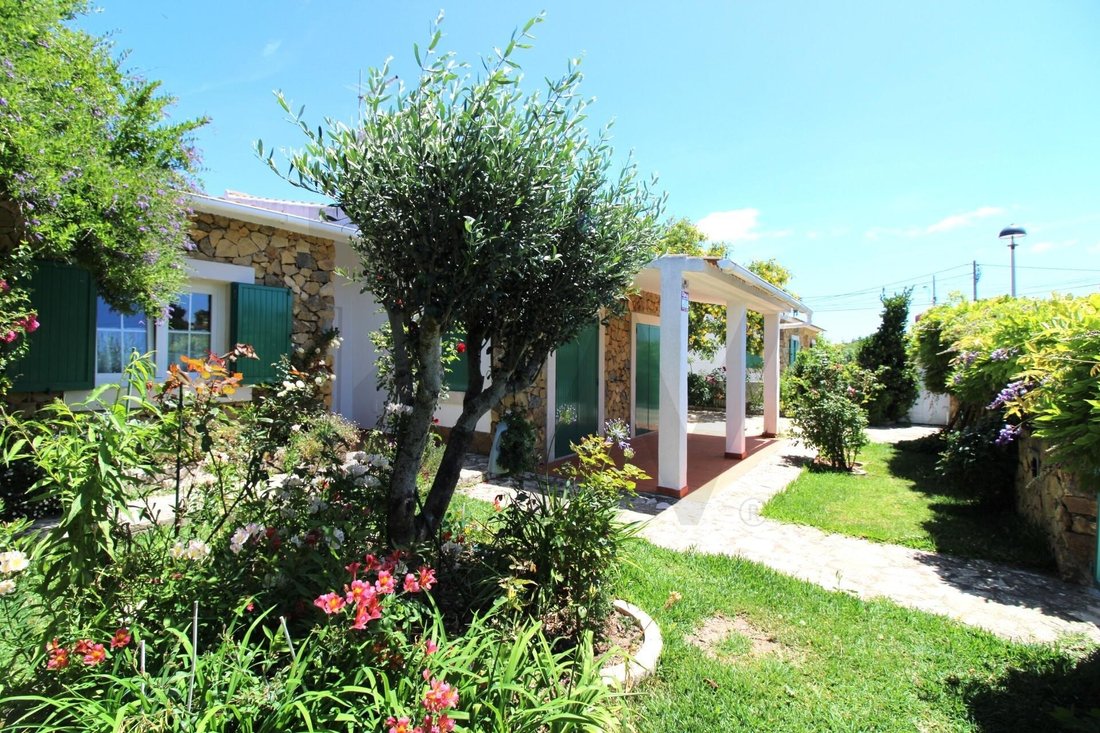 Townhouse in Carvoeira, Lisbon, Portugal 1 - 16102436