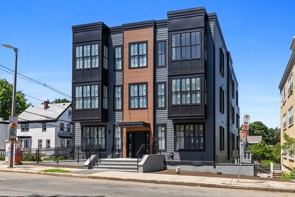 Condo in Boston, Massachusetts, United States 2 - 18092861