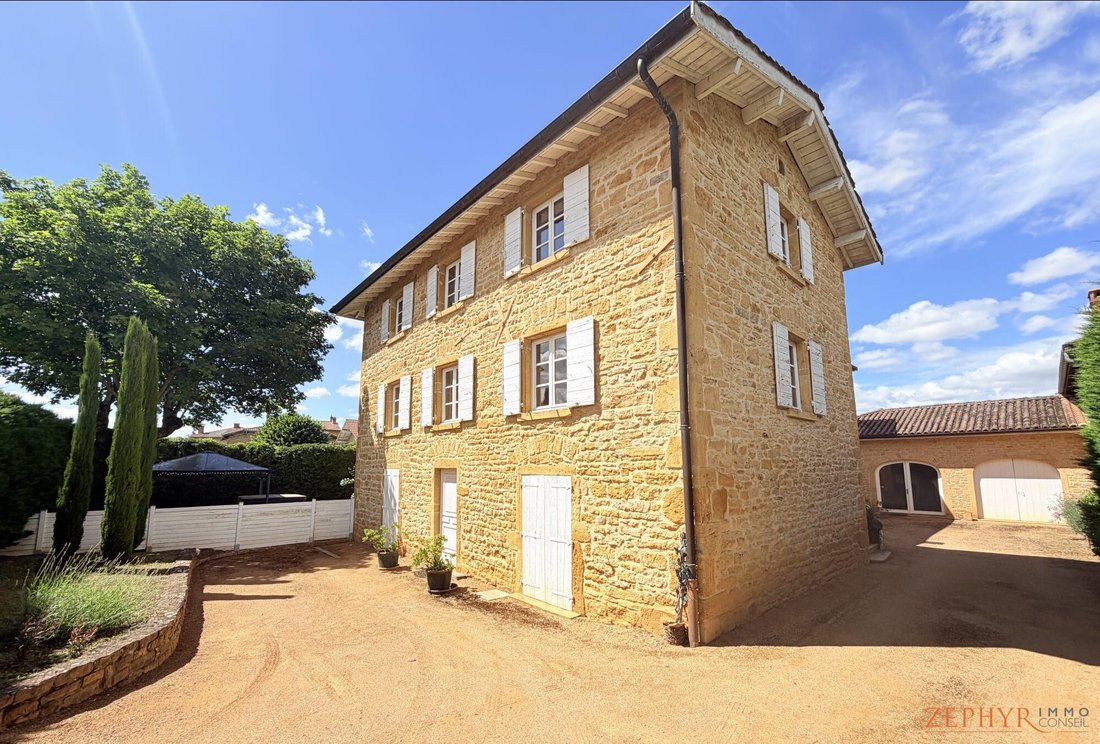House in Nuelles, Saint-Germain-Nuelles, France 1 - 18104239