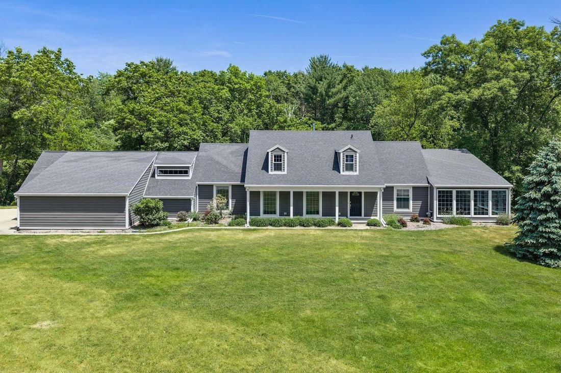 House in Wisconsin Dells, Wisconsin, United States 1 - 18098105