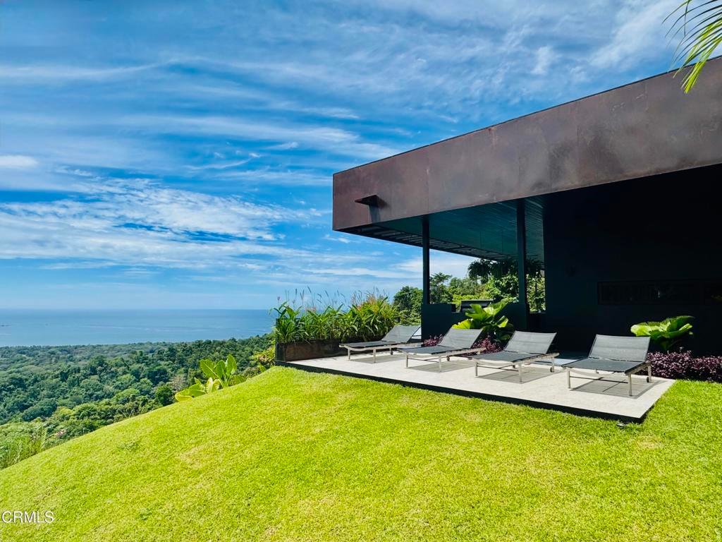 House in United States 4 - 16912467