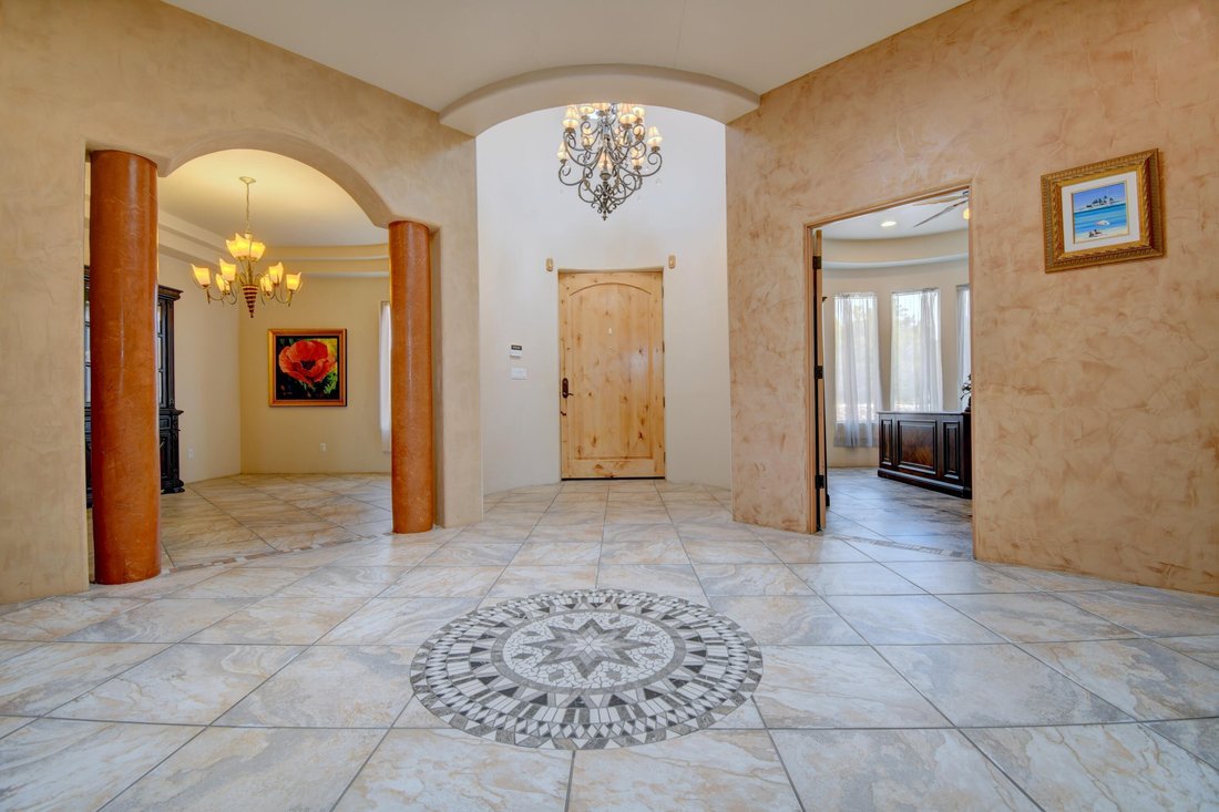 House in Tijeras, New Mexico, United States 4 - 18096039