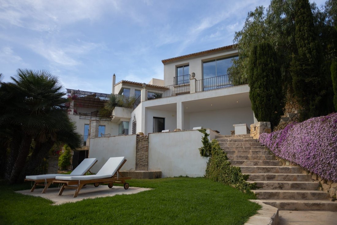 Villa in Zona de Mascarat, Valencian Community, Spain 1 - 18102514