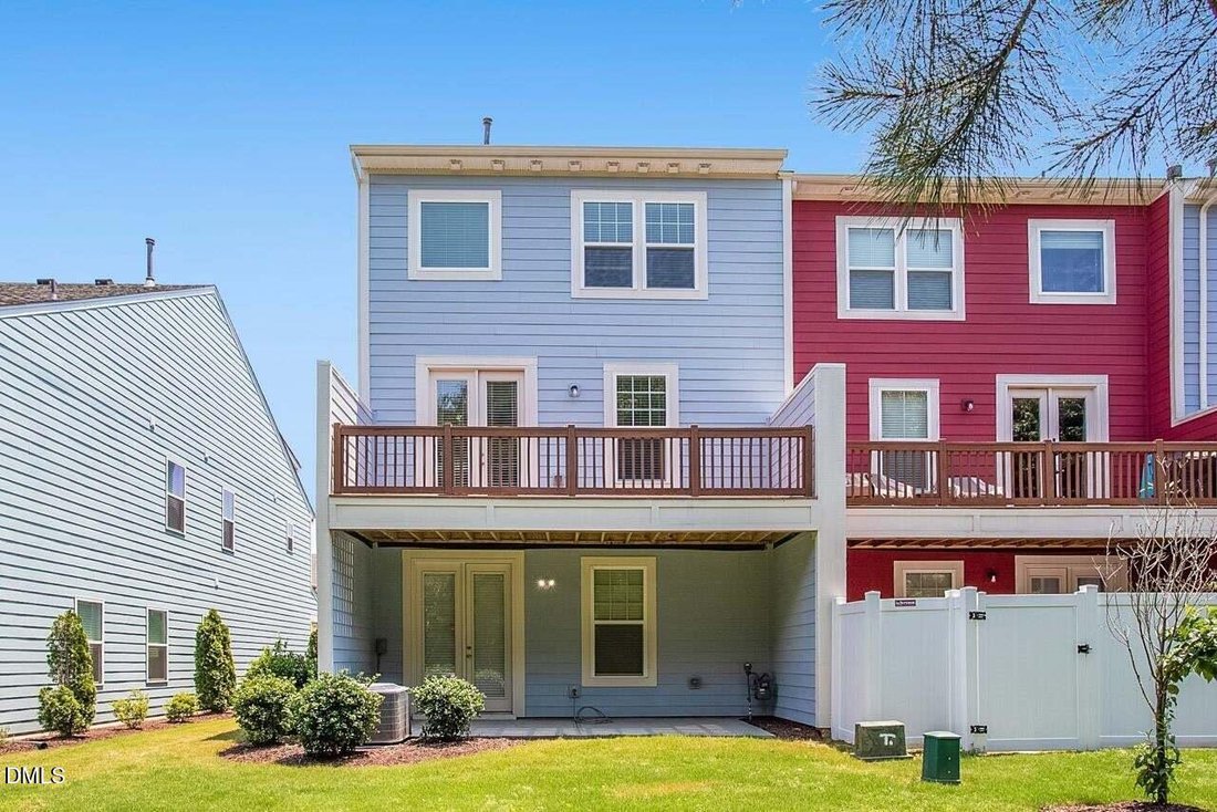 Townhouse in Apex, North Carolina, United States 2 - 18095291