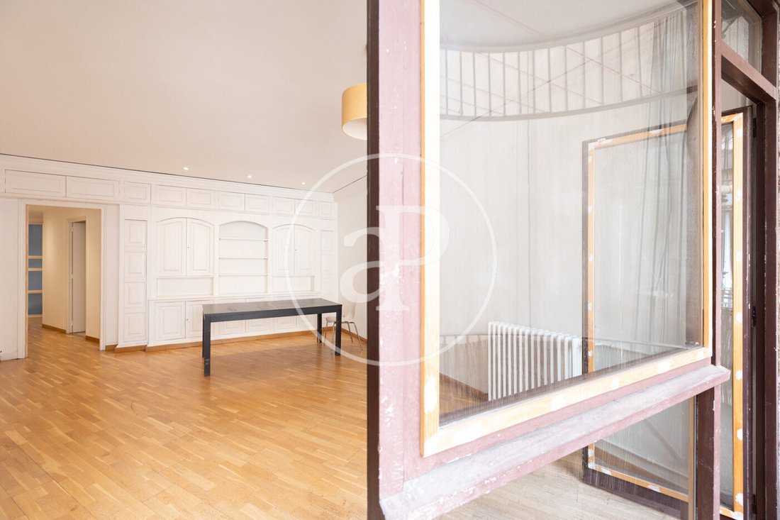 Apartment in Sarrià-Sant Gervasi, Barcelona, Spain 5 - 18098688
