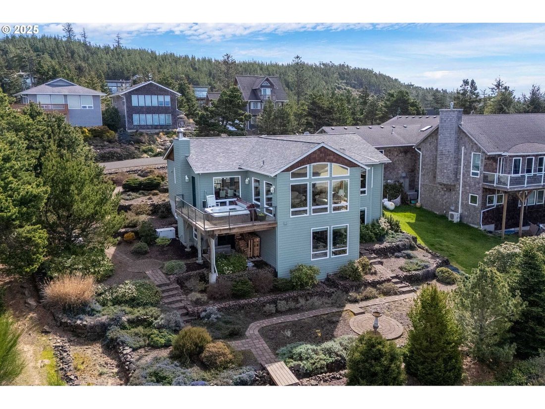 House in Tillamook, Oregon, United States 3 - 18095201
