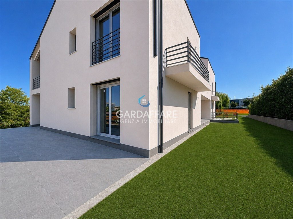 Apartment in San Benedetto di Lugana, Peschiera del Garda, Veneto 4 - 18095140