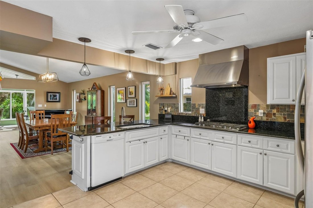 House in Sarasota, Florida, United States 3 - 17844755
