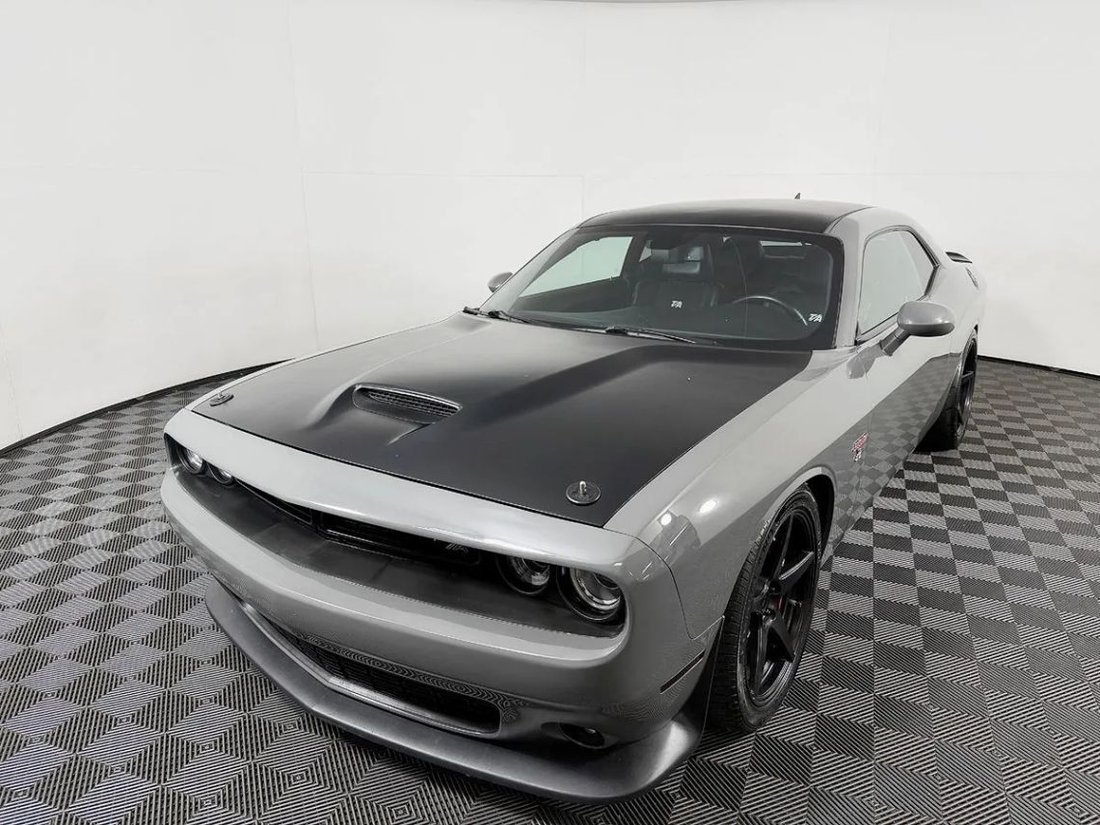 Coupe in Lynnwood, WA, United States 3 - 18103877