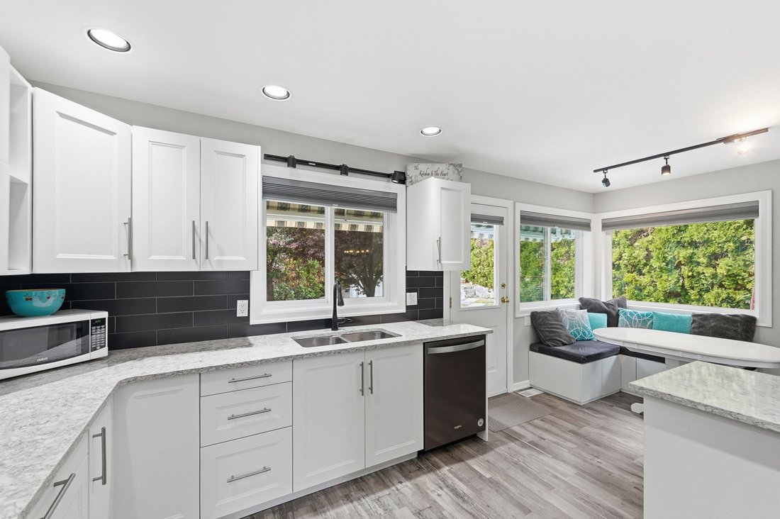 House in Oliver, British Columbia, Canada 4 - 18096384