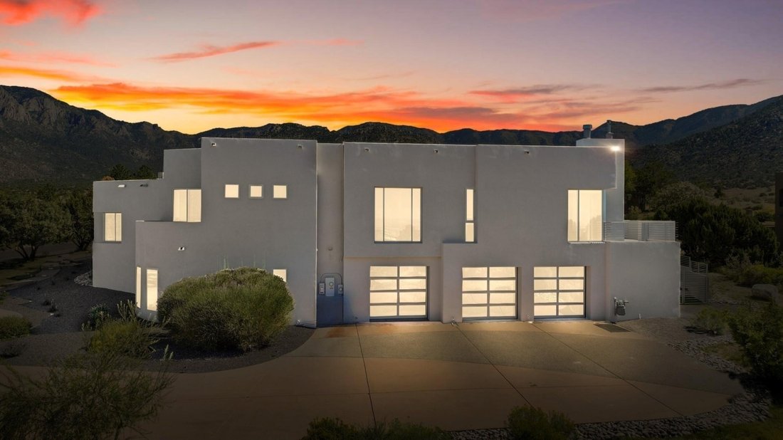 House in Albuquerque, New Mexico, United States 3 - 18107101