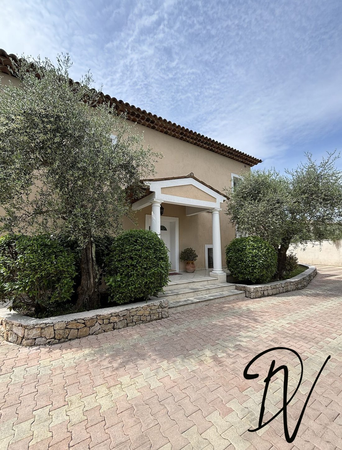 Villa in Grasse, Provence-Alpes-Côte d'Azur, France 1 - 18097731