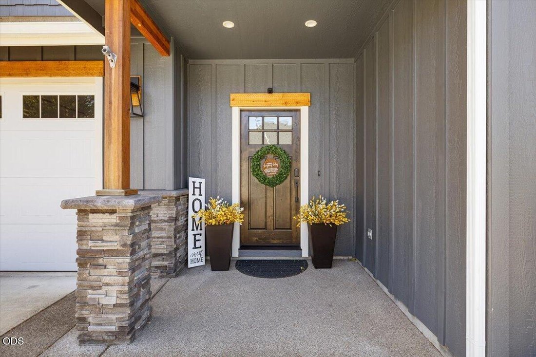 House in Grants Pass, Oregon, United States 5 - 18094925