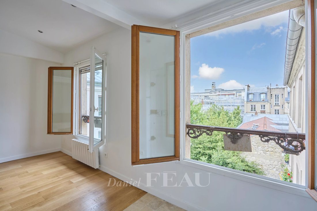 Apartment in Saint Placide, Paris 6e Arrondissement, Paris 1 - 18093551