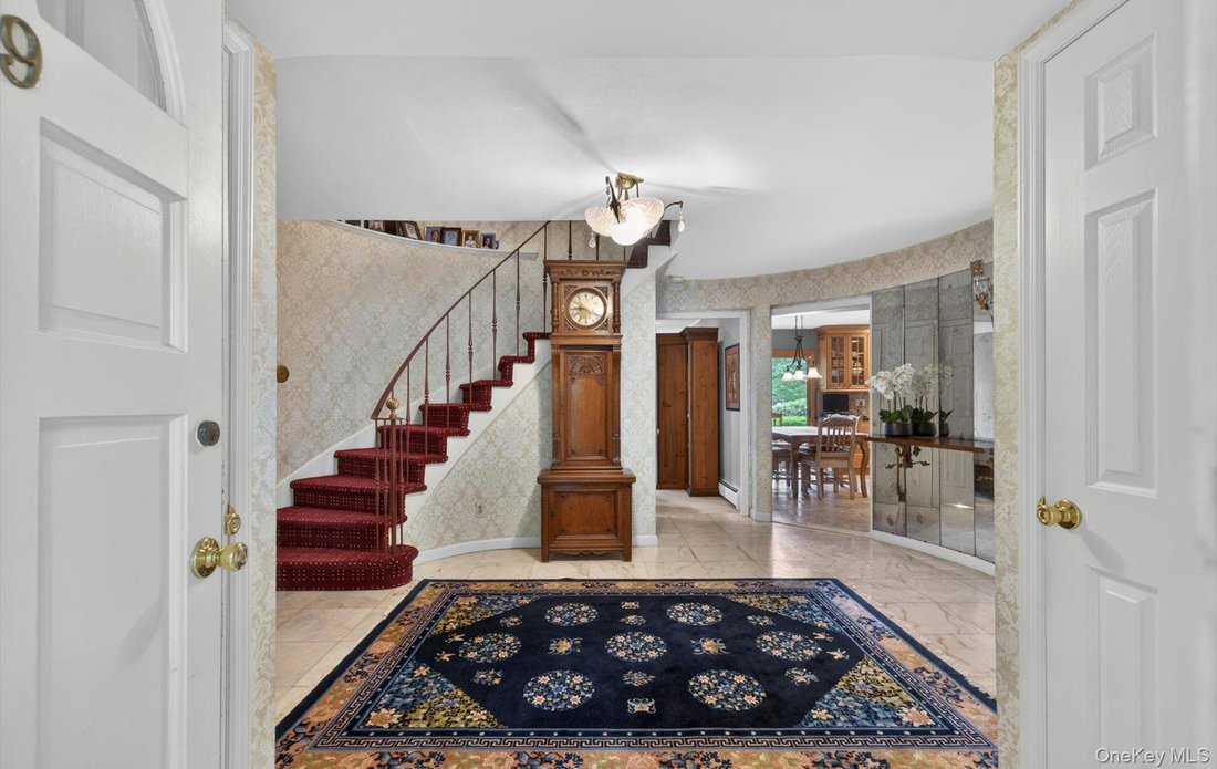 House in Woodbury, New York, United States 4 - 18091874