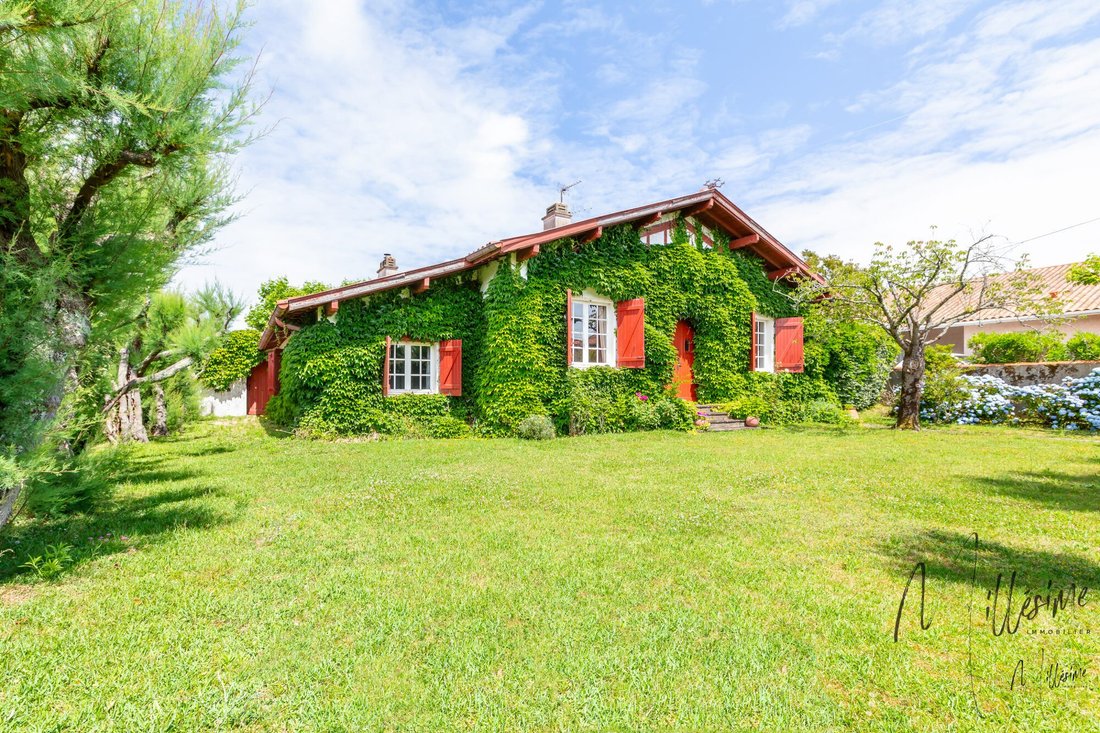 House in Anglet, Nouvelle-Aquitaine, France 1 - 17489224