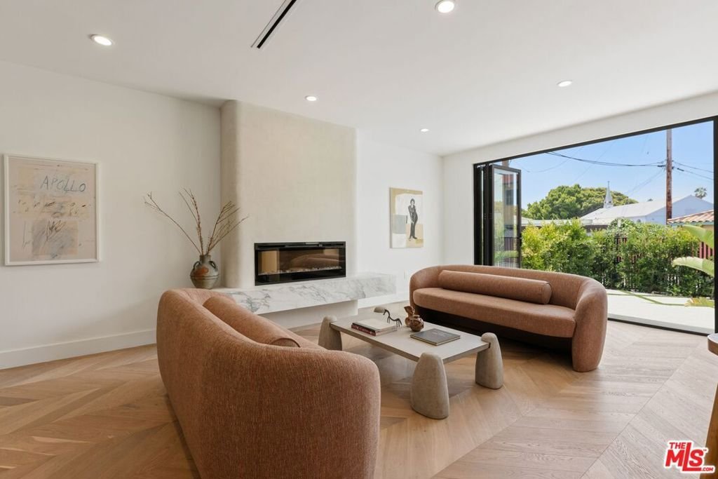 House in Los Angeles, California, United States 5 - 18095006