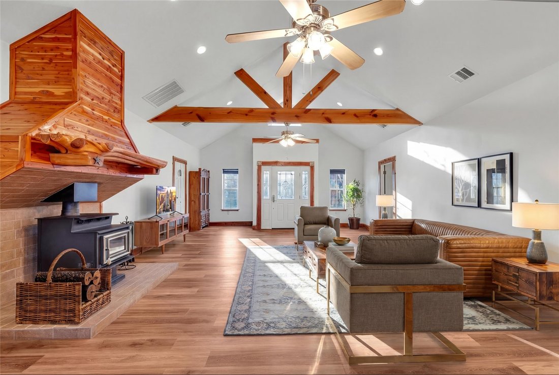 House in Spicewood, Texas, United States 4 - 17326586