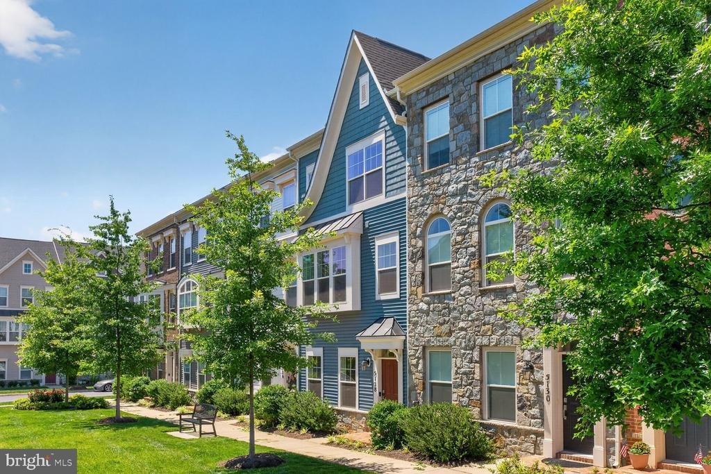 Townhouse in Chantilly, Virginia, United States 2 - 18090778