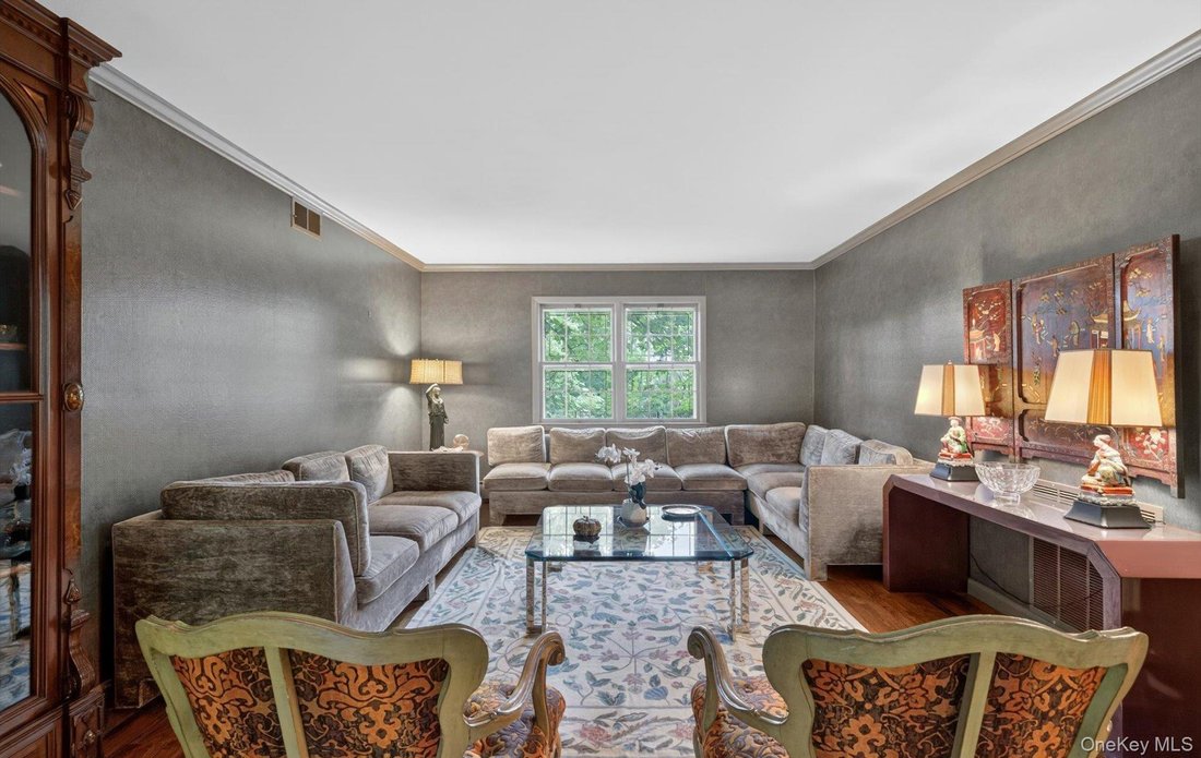 House in Woodbury, New York, United States 5 - 18091874
