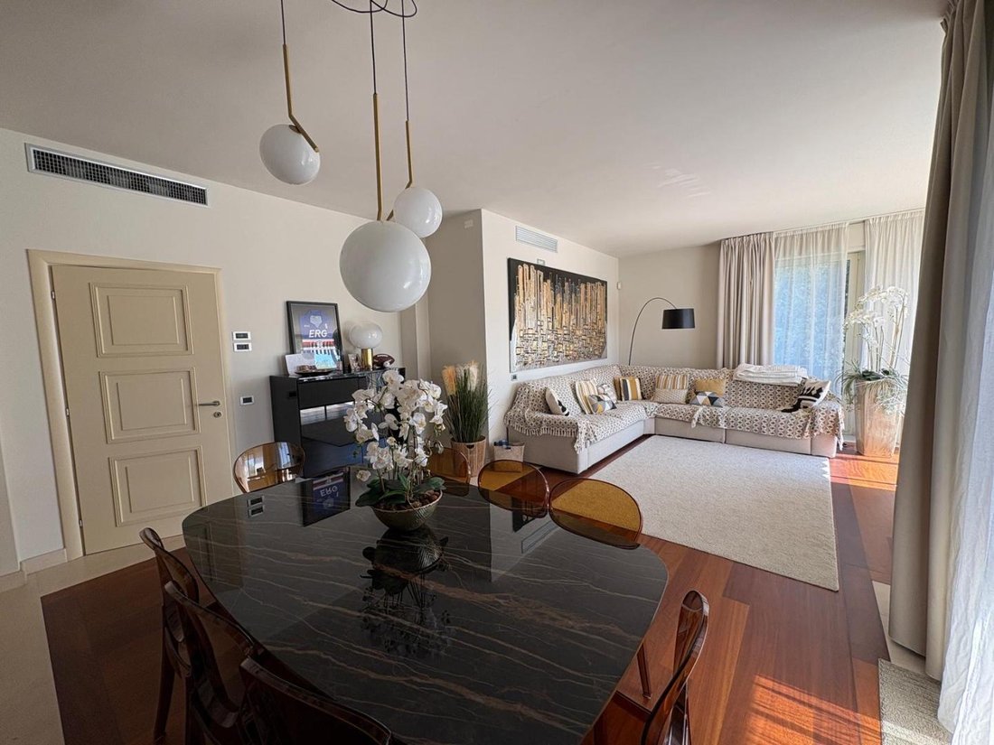 Apartment in Lungomare, Viareggio, Tuscany 3 - 18102991