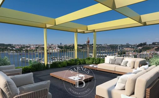 Apartamento en Mafamude y Vilar do Paraiso, Distrito de Oporto, Portugal 1
