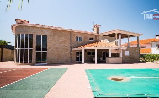 Stadthaus in Margaride (Santa Eulalia), Varzea, Lagares, Varziela e Moure, Distrikt Porto, Portugal 1