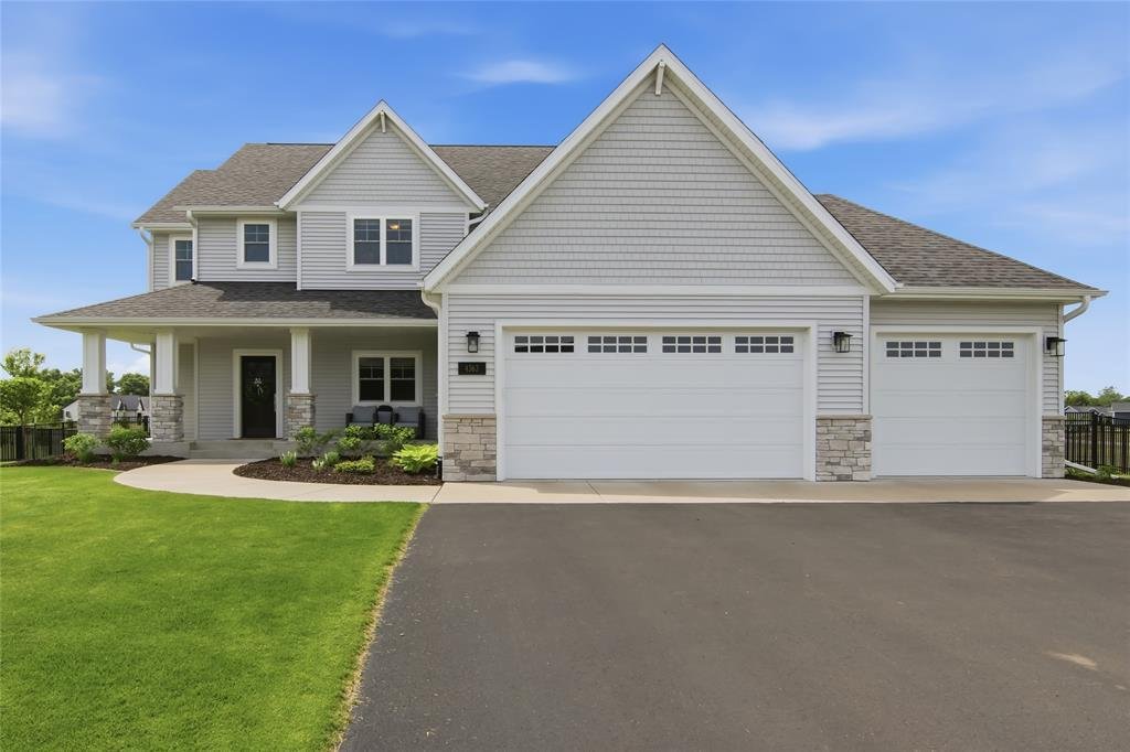House in Eau Claire, Wisconsin, United States 1 - 18091935