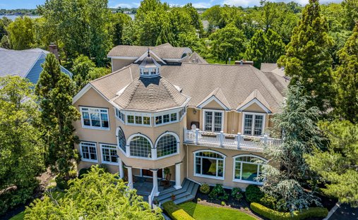 House in Little Silver, New Jersey, United States 1