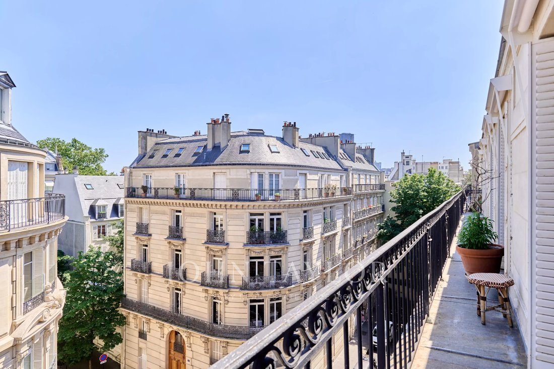 Apartment in Ecole Militaire, Paris 7e Arrondissement, Paris 3 - 18106579
