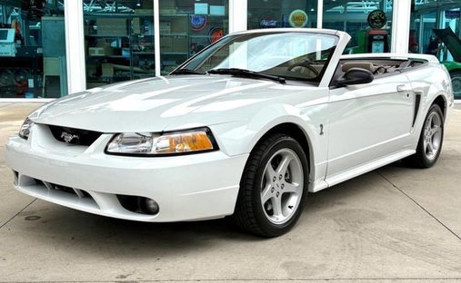 Ford Mustang in Calverton, NY, United States 1