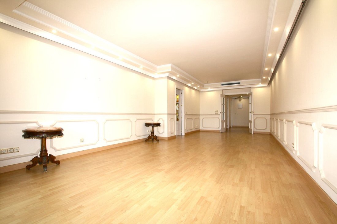 Apartment in Marbella, Andalusia, Spain 5 - 17828695
