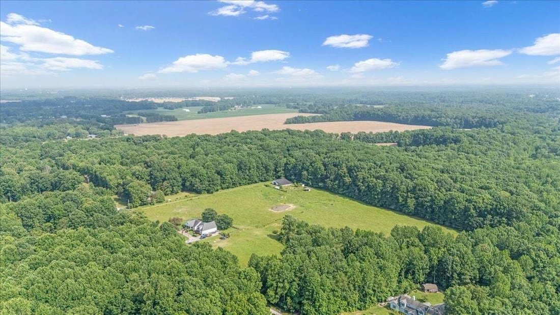 House in Manchester, Tennessee, United States 3 - 18093037