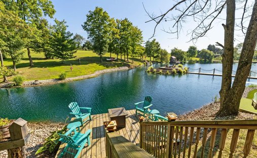 House in Fredericktown, Ohio, United States 1