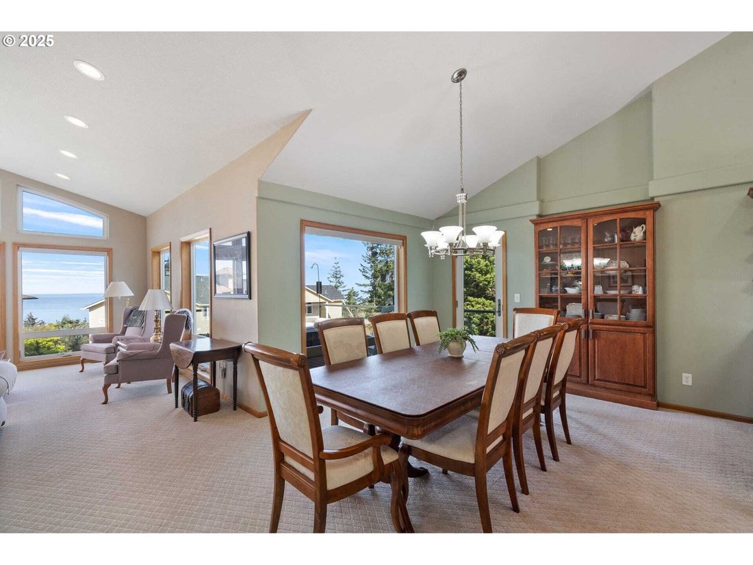 House in Tillamook, Oregon, United States 5 - 18095201