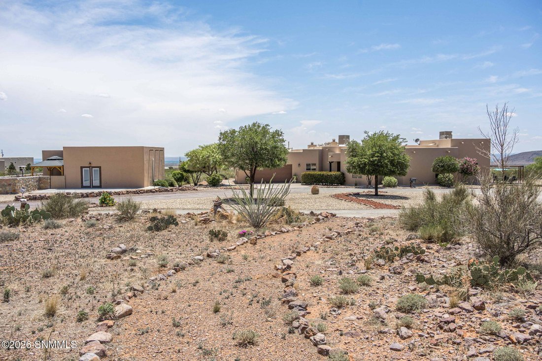 House in Las Cruces, New Mexico, United States 3 - 18094096
