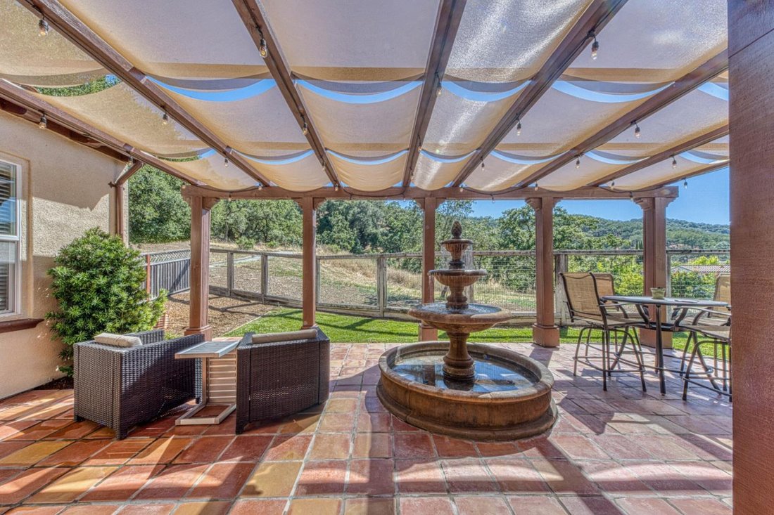 House in Gilroy, California, United States 3 - 18098329
