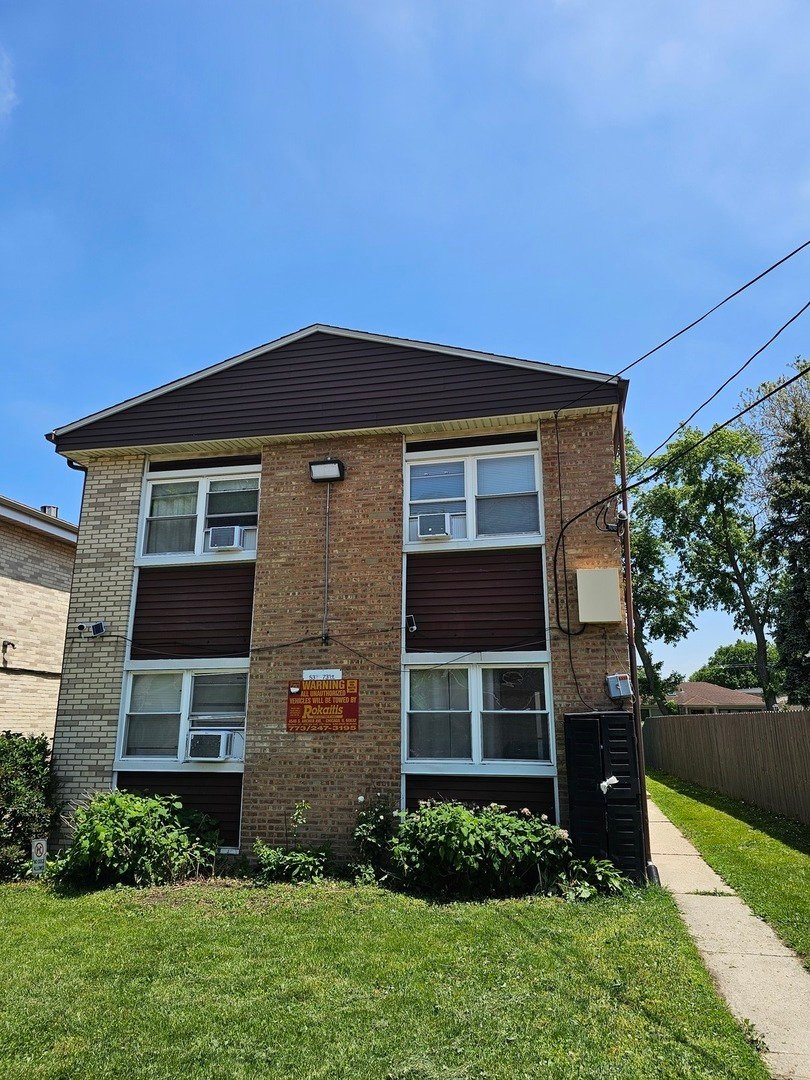 Apartment in Summit, Illinois, United States 2 - 18092454