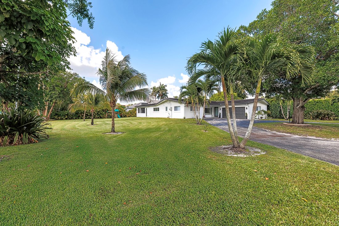 House in Davie, Florida, United States 5 - 18095249