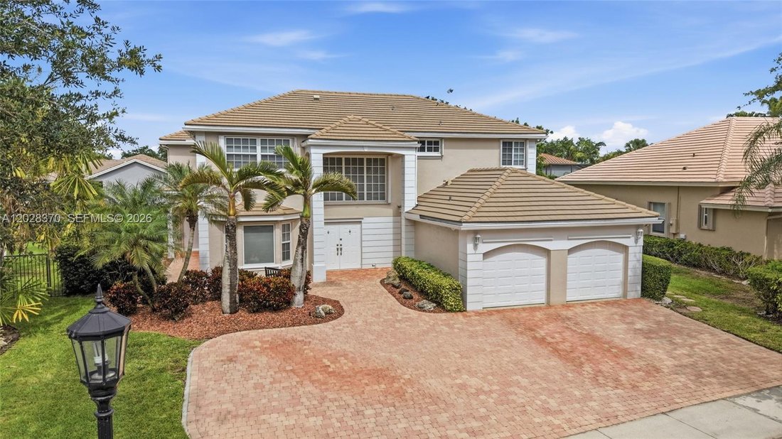 House in Weston, Florida, United States 3 - 18093987