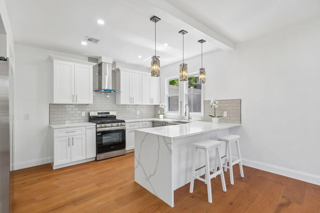 House in Jersey City, New Jersey, United States 2 - 18099037