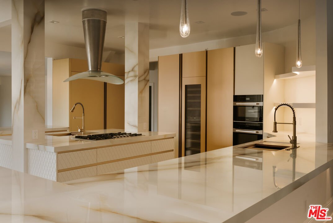 House in Los Angeles, California, United States 5 - 18099262