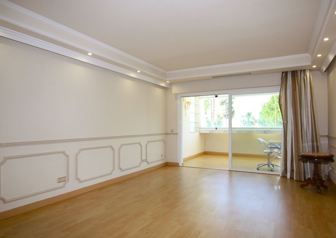 Apartment in Marbella, Andalusia, Spain 4 - 17828695