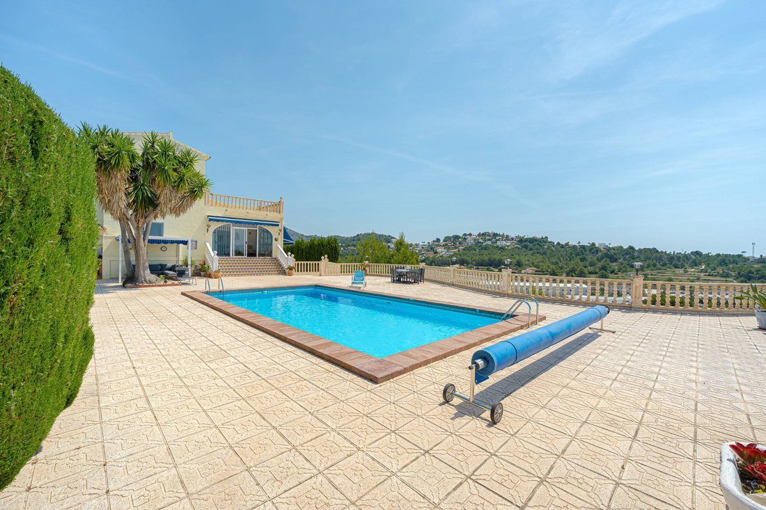Villa in Calp / Calpe, Valencian Community, Spain 1 - 18096544