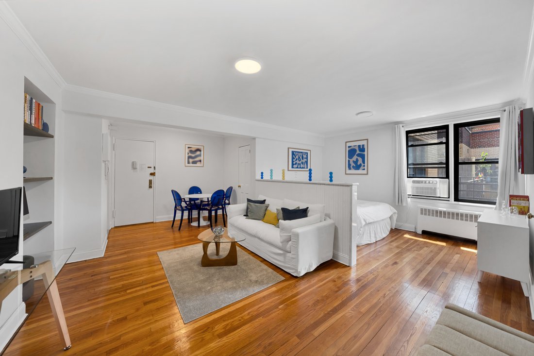 Co Op in New York, New York, United States 3 - 16907374