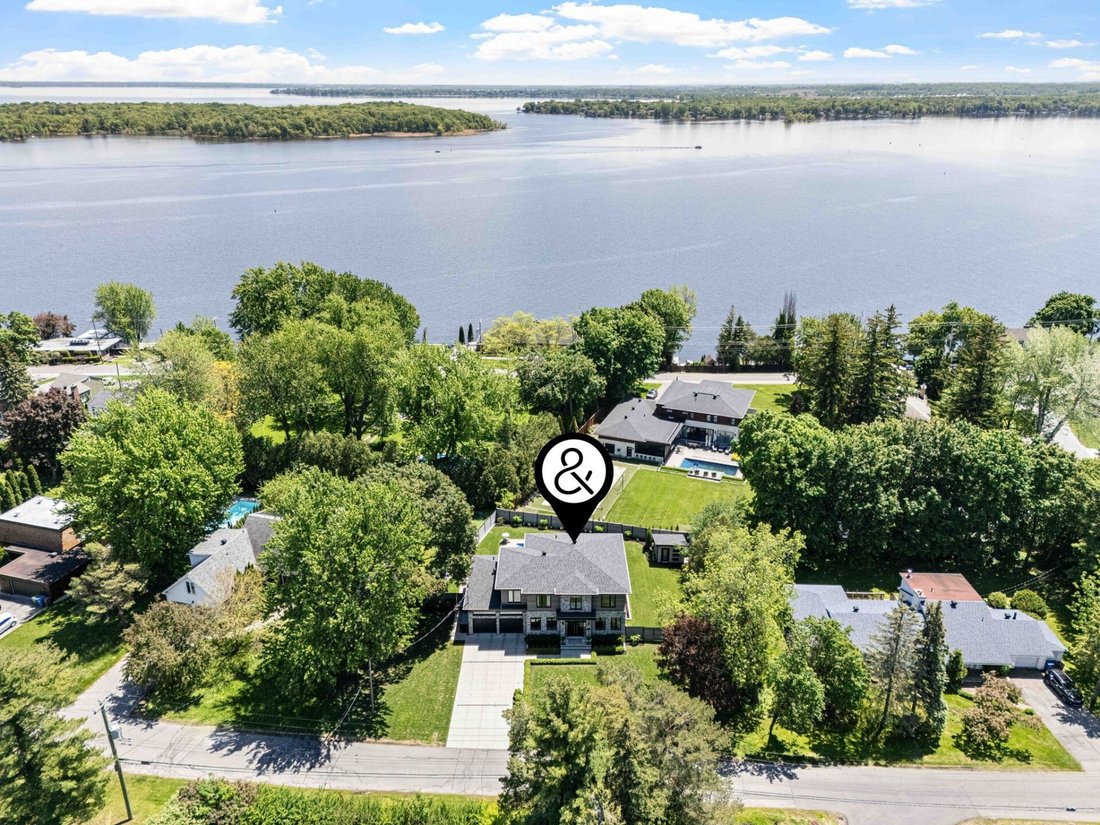 House in Baie-D'Urfe, Quebec, Canada 3 - 18104100