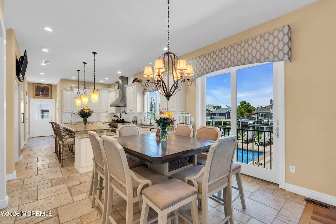 House in Toms River, New Jersey, United States 3 - 18064547