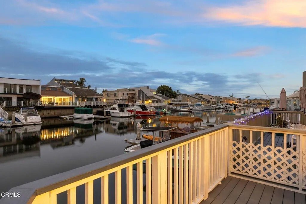 Condo in Oxnard, California, United States 4 - 18106287