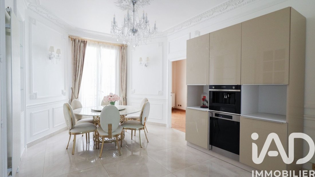 Apartment in Chateau d'Eau-Lancry, Paris 10e Arrondissement, Paris 5 - 18100123